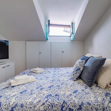 Essenzial Piazza Grande Apartment